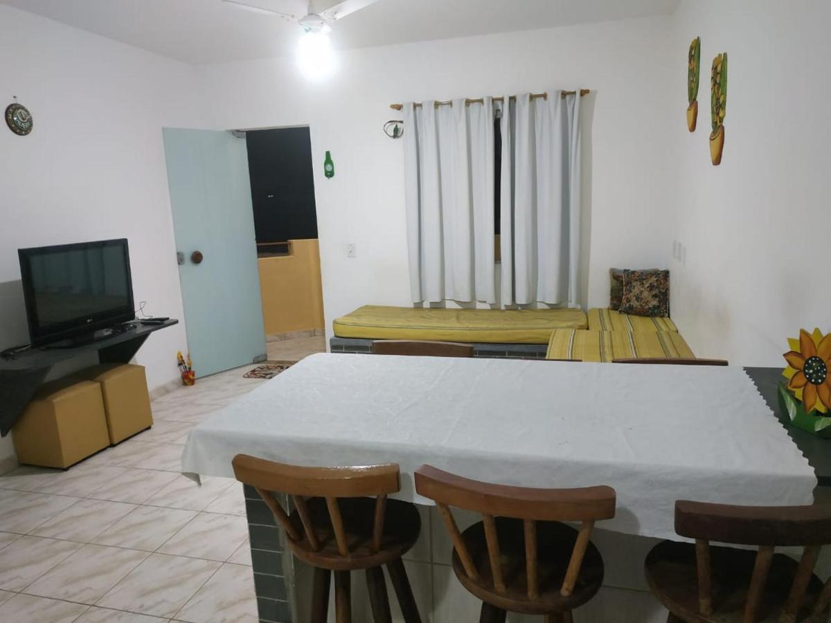 Apartamento TF3 Apto 02 Cond Vitória - Perequê-Açu *